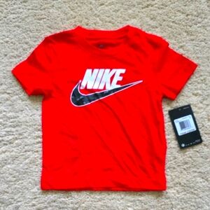 NWT: NIKE BRIGHT RED TEE